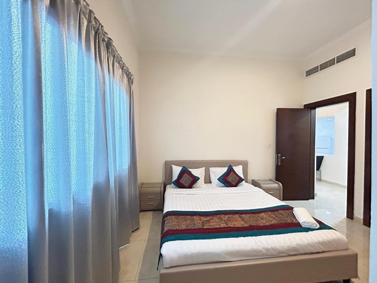 Al Hayat Suites Apartment Manáma Kültér fotó