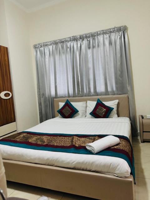 Al Hayat Suites Apartment Manáma Kültér fotó